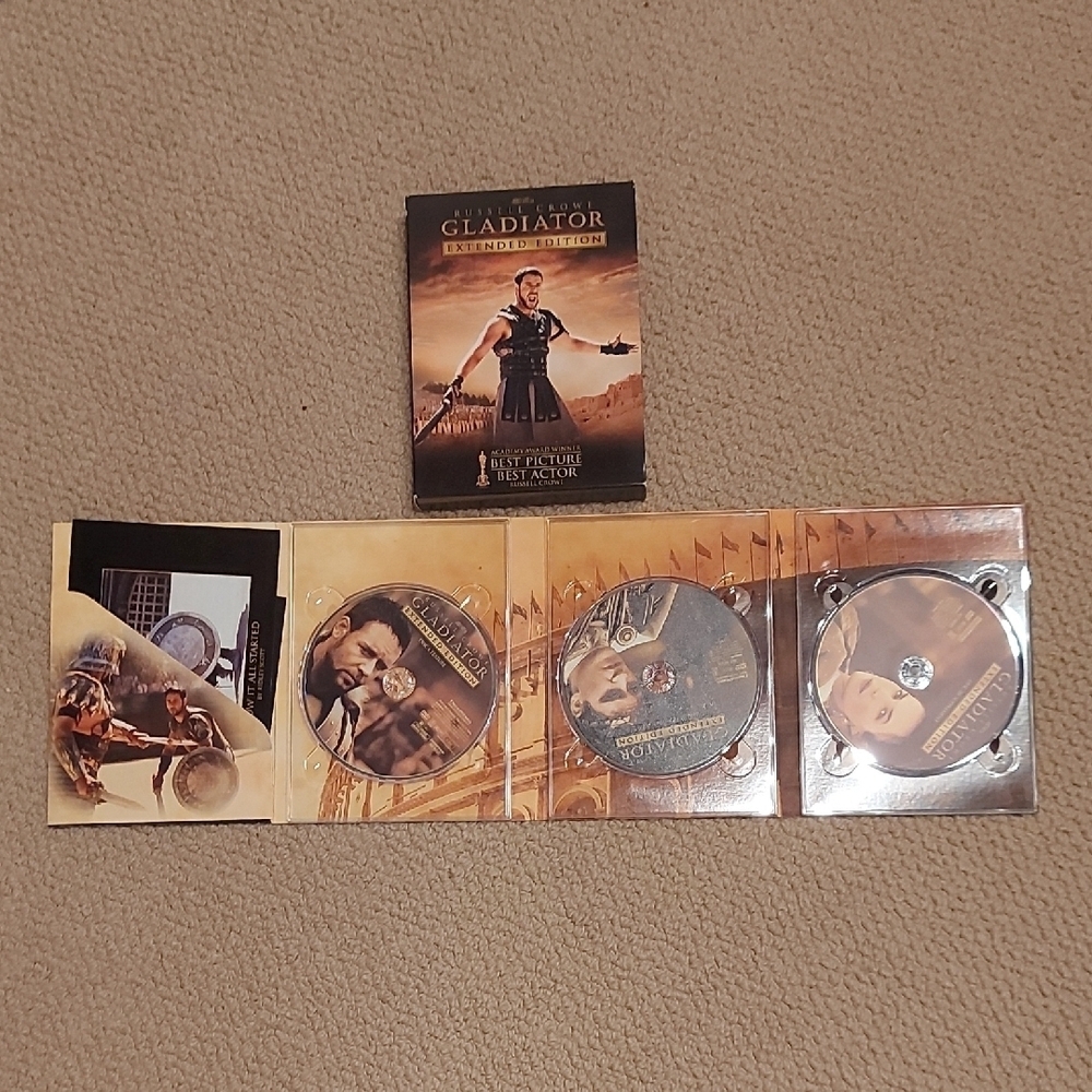 Gladiator Extended Edition DVD Box Set - Picture 2 of 6